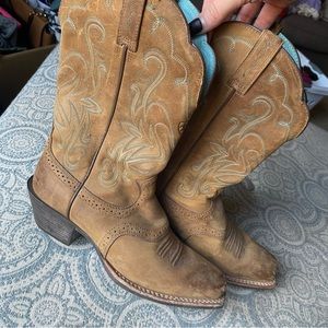 Ariat Size 7.5 Women’s Cowboy Boots